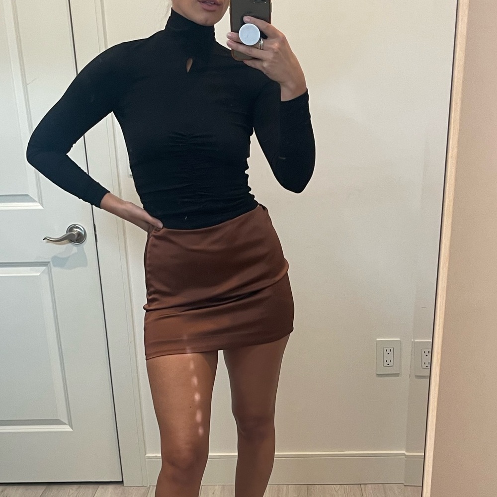 Frame Turtleneck Top